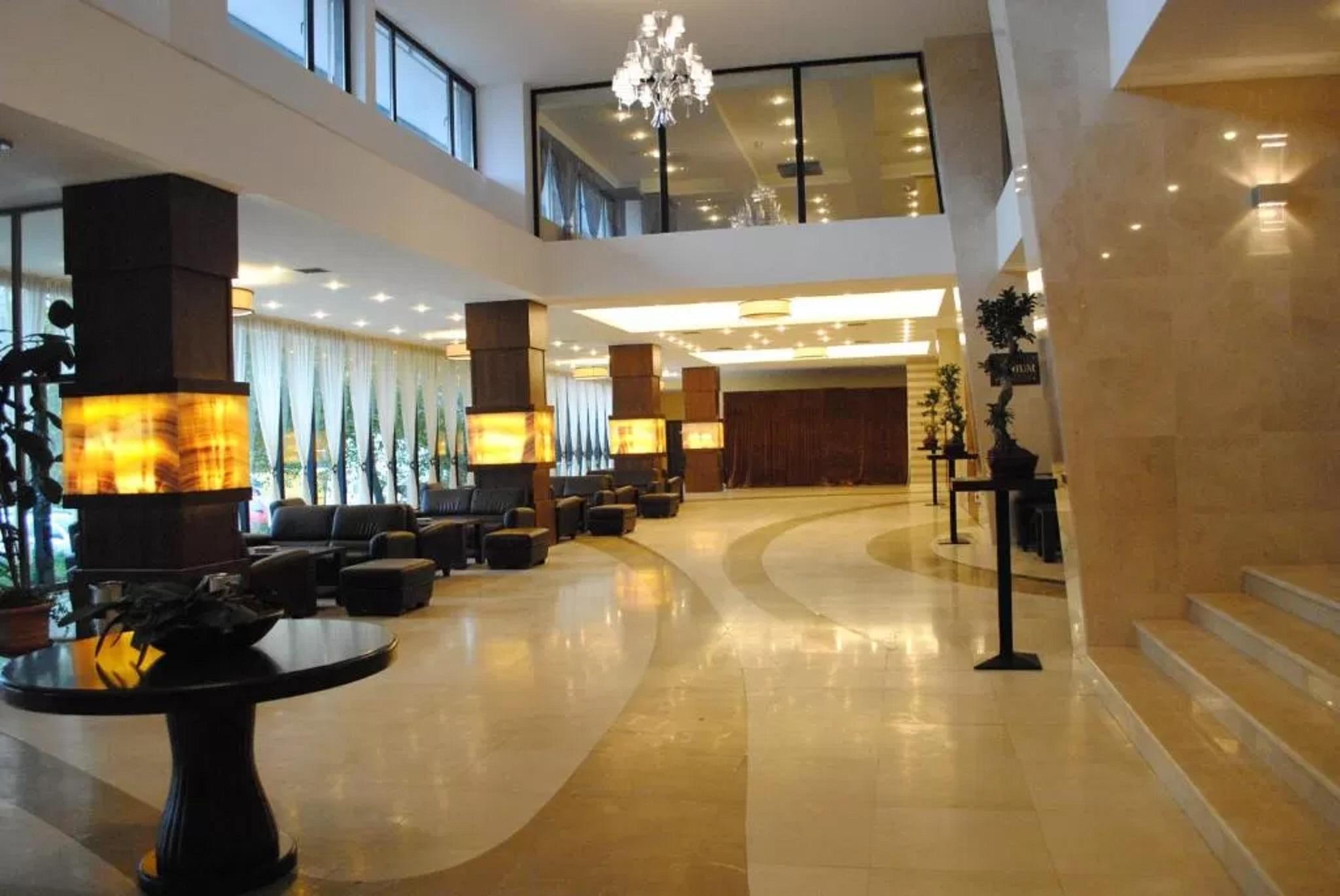 Grand Hotel Napoca Kluż-Napoka Zewnętrze zdjęcie
